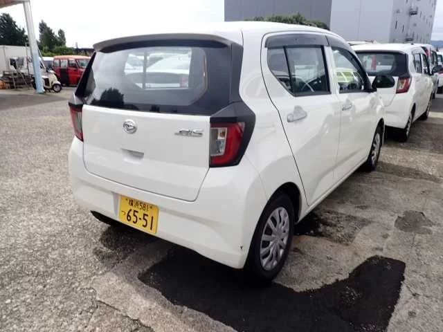 Daihatsu Mira e:S LA350S 2021
